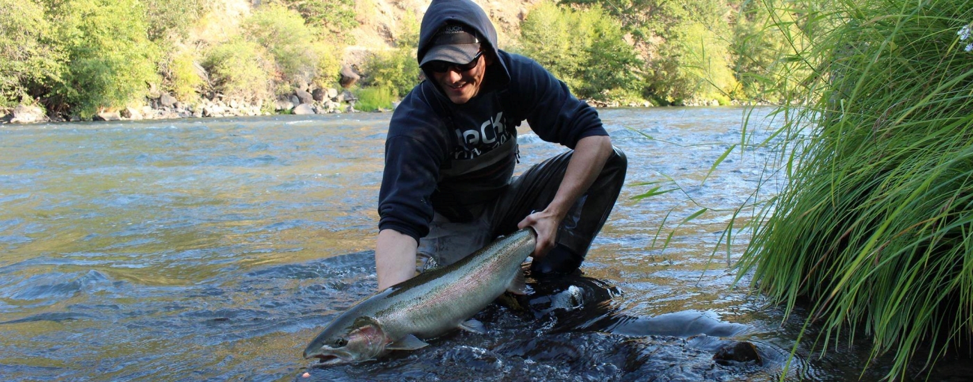 Top Fly Guides - Fly fishing the Yakima River at its finest.